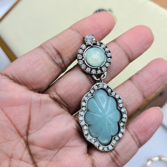 Vintage Dangle/Drop Earrings / Tiffany Blue / Pierced - Picture 2 of 5